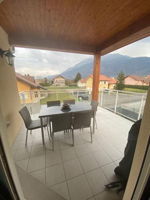 Appartement Belle Vue Sur Les Montagnes Saint-Pierre-en-Faucigny Exteriör bild